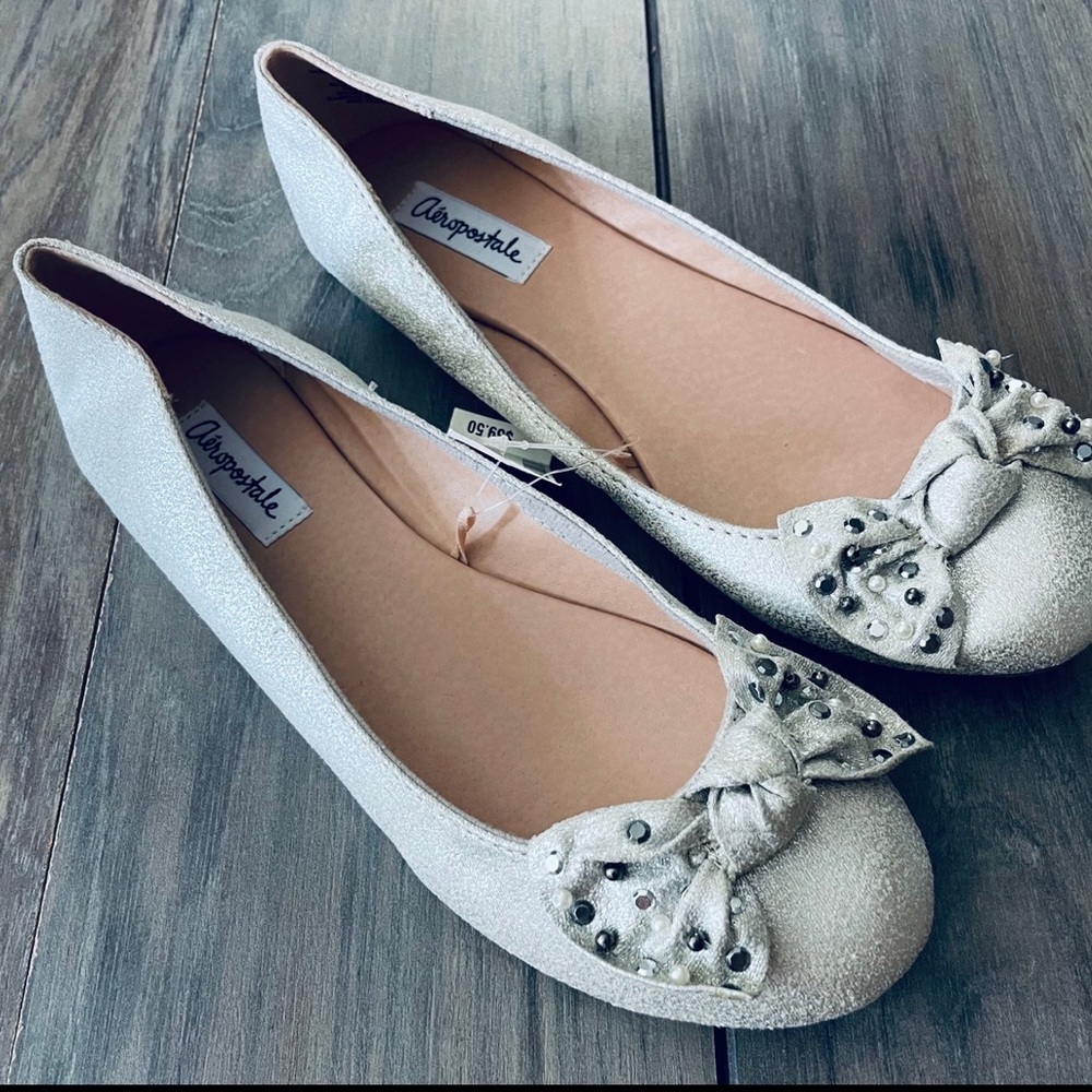 NWT Aeropostale Silver Shimmer Ballet Flats Shoes Ladies 10M